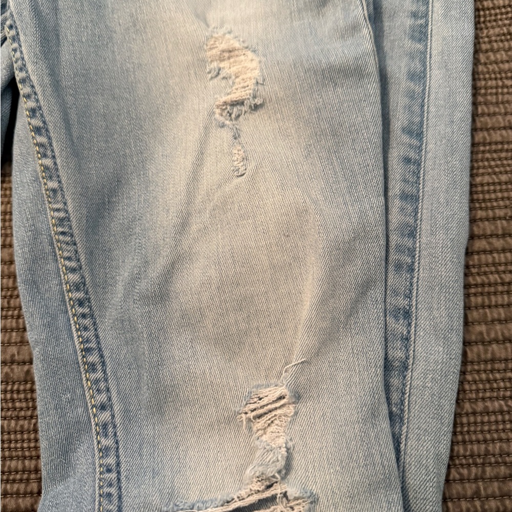 📦 Hollister Skinny Blue Jeans with Faded Distressing - Picture 3 of 11